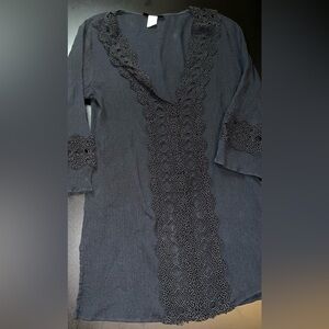 La Blanca Island Fare Tunic Swim Coverup crochet Detailed size Small EUC